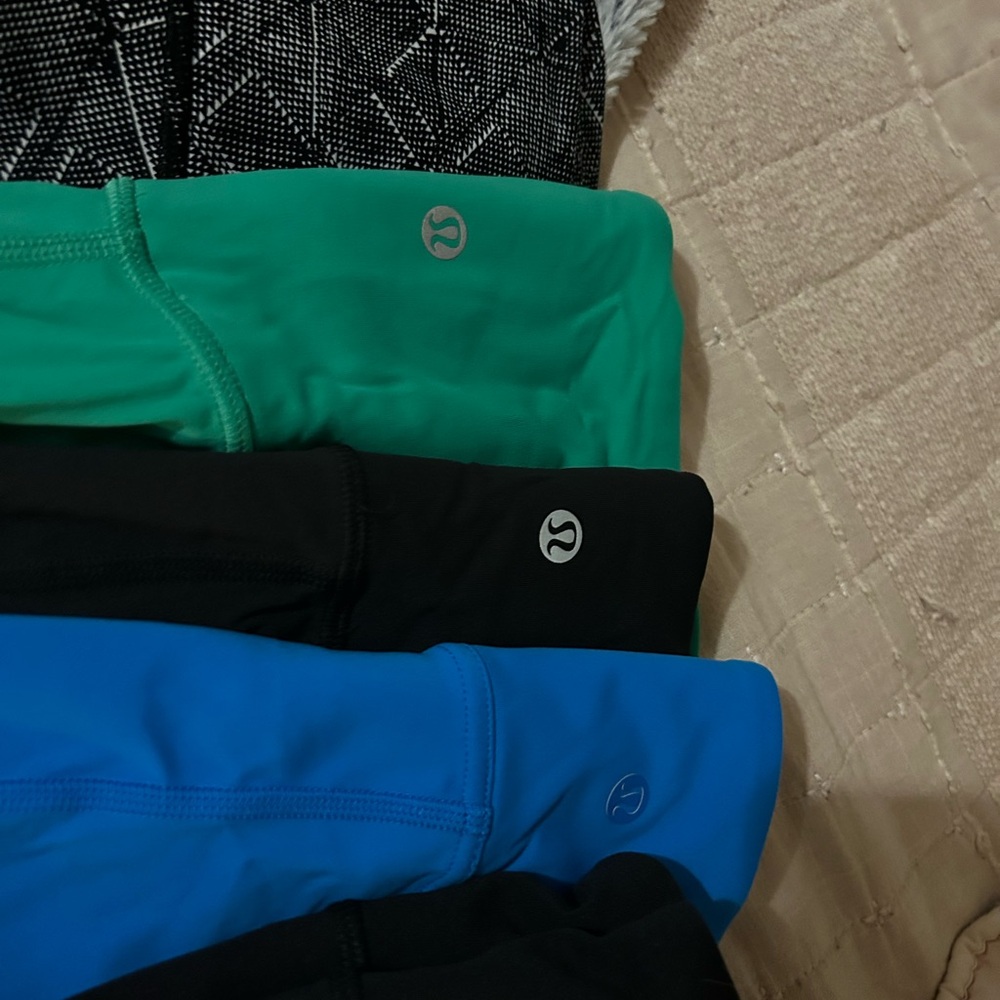 Lululemon 10 pair leggings and two Lululemon tops- Huge Lot!